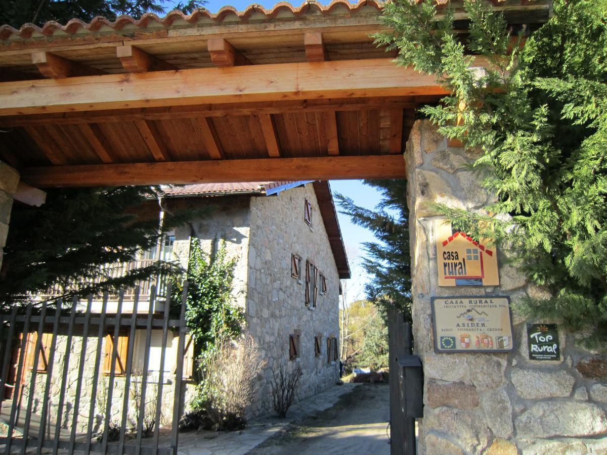 La Casona De Collado Guest House Hoyos del Collado Exterior photo